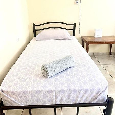 Legacy Lux By The Airport & Beach أرتيميدا المظهر الخارجي الصورة